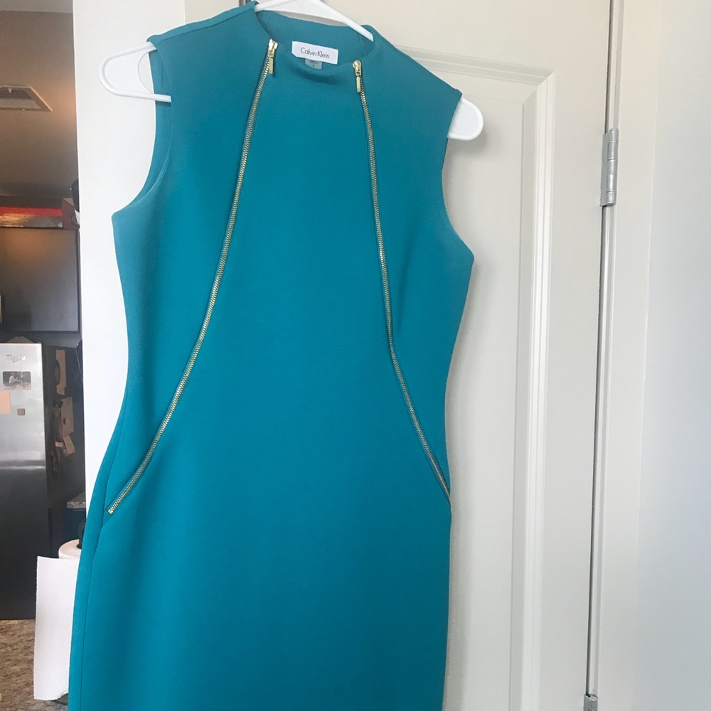 Calvin Klein scuba Dress w/ zip front